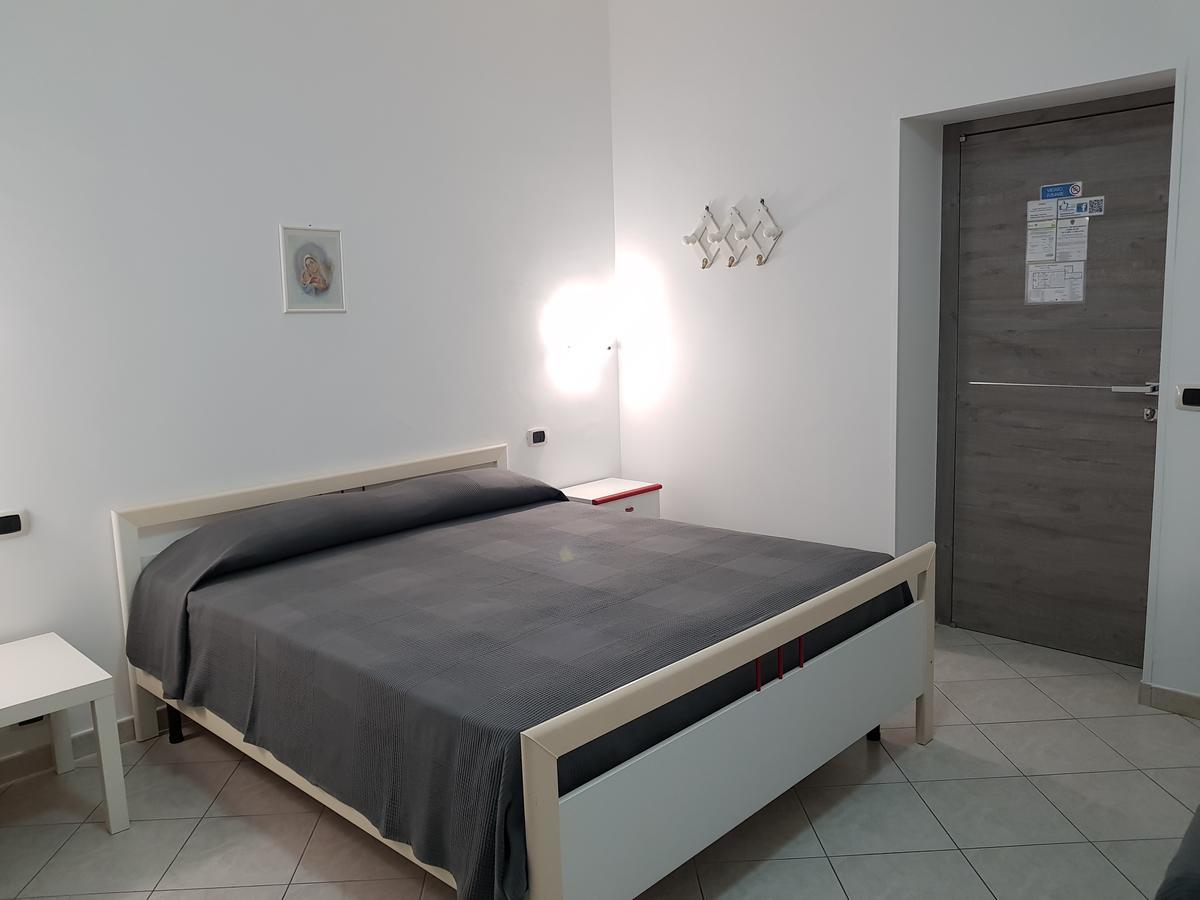 Holiday B&B Вико дел Гаргано Екстериор снимка
