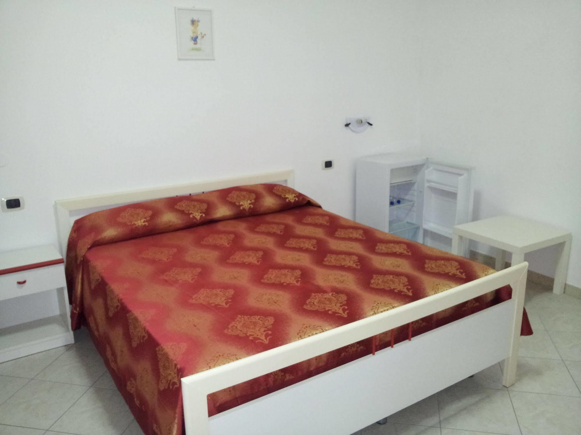 Holiday B&B Вико дел Гаргано Екстериор снимка
